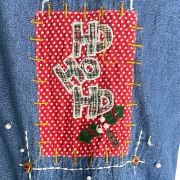 Vintage Victoria Jones Women’s Christmas Embroidered Denim Button Shirt - Picture 4 of 7